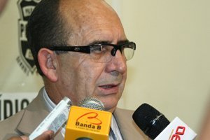 18jul13-delegado-revolta.2