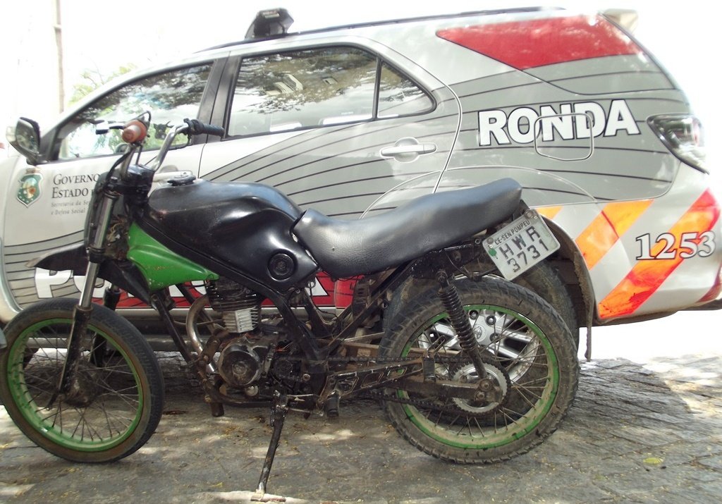 21ago13-ce-assalto-viatura.2