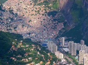 21dez13-rocinha-2