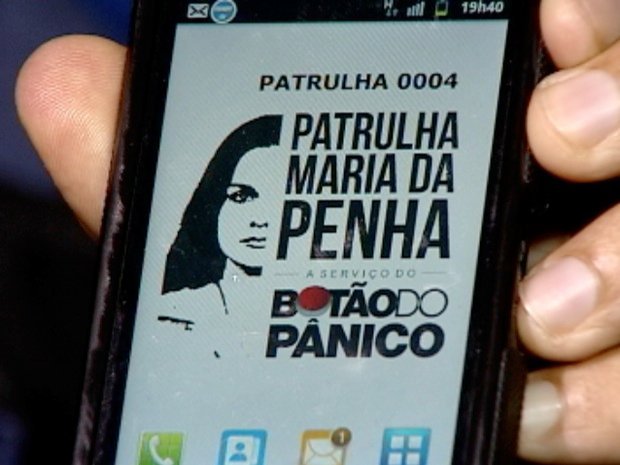 26jul13-botao-panico.mulher.2