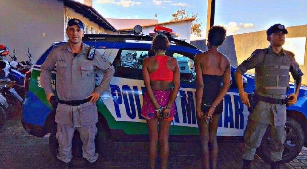 03jun24-GO-dupla-furta-cartao-delegada