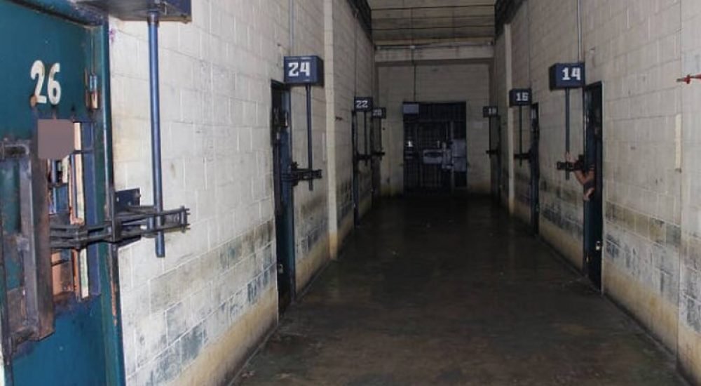 07JAN25-DEL-POLICIAL-PRISAO-COMUM-1