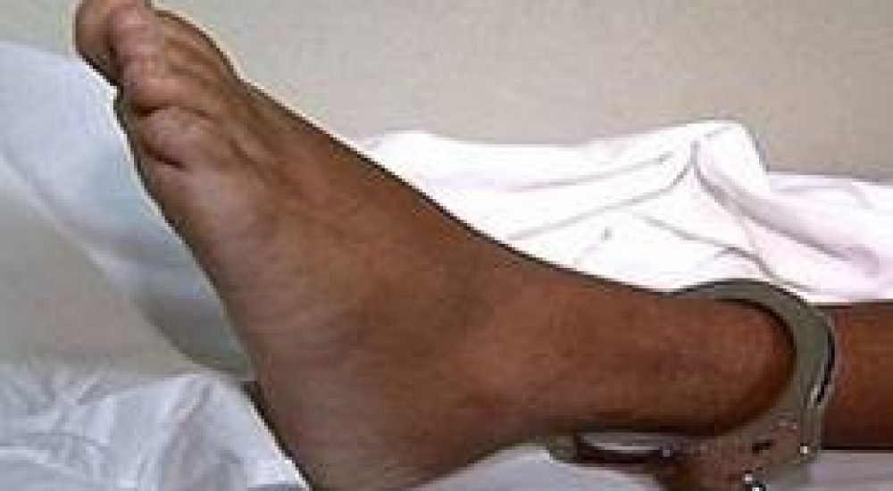 07jun12-preso-algemado-hospital.2