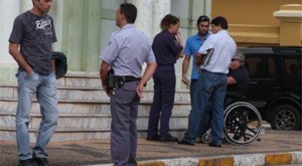 18jun12-deficiente.2