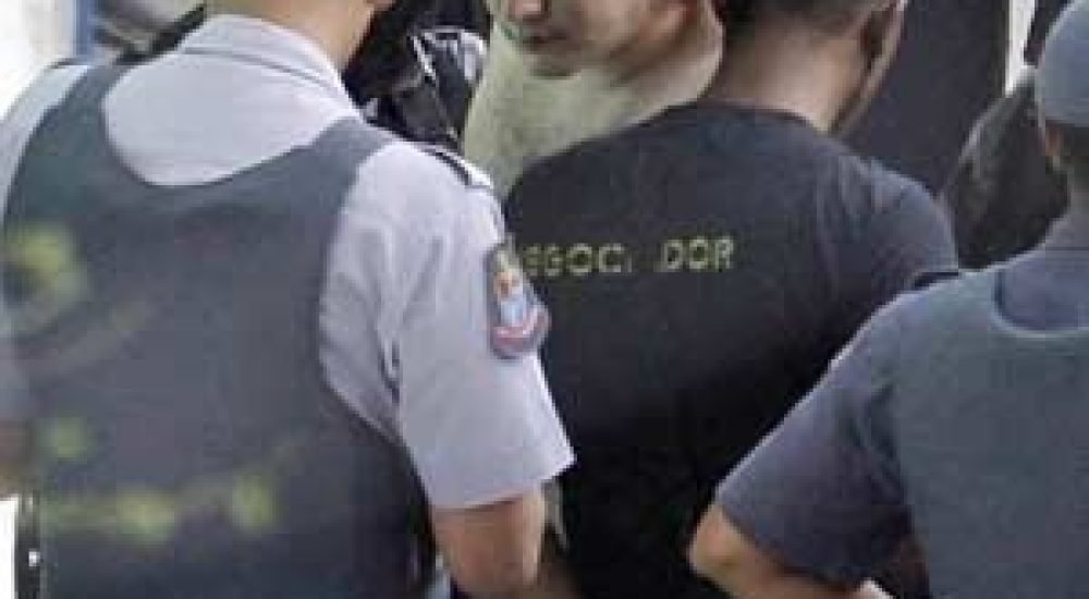 18out12-sp-atirador.1