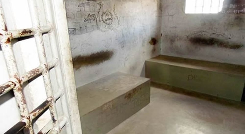 1b9b2a00e8750f674d602bdb57643c88