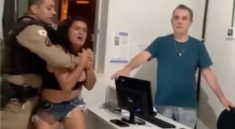 23JAN25-DEL-MG-MULHER-1