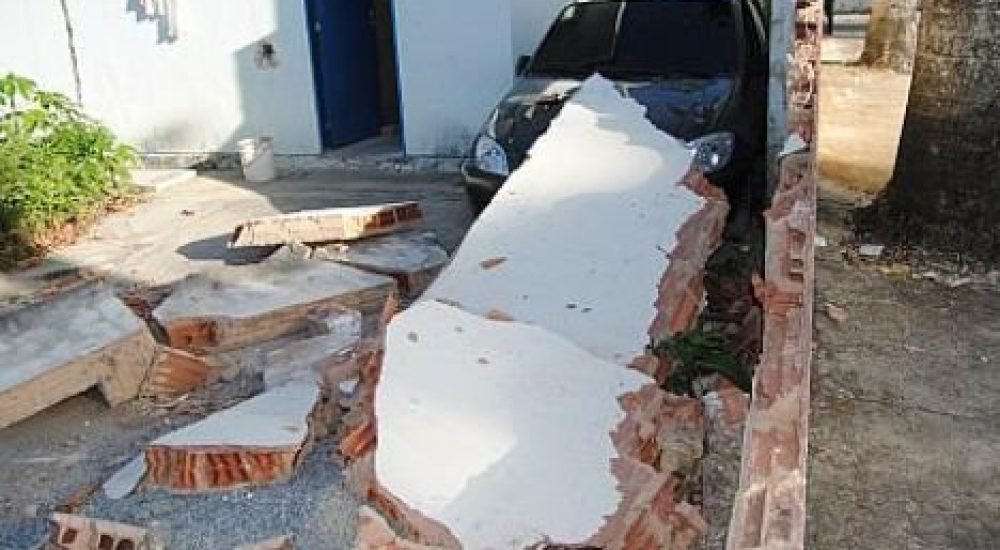 29fev12.aluna-delegacia-2