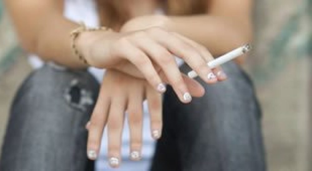 29set14-menor-cigarro