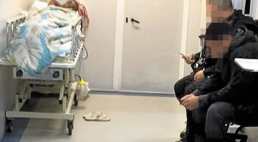 303ae797ce0492bc93bd0037dc1f70f4