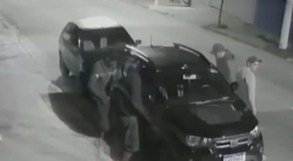 39da0d7b09d69f4b82030e42696f6e83