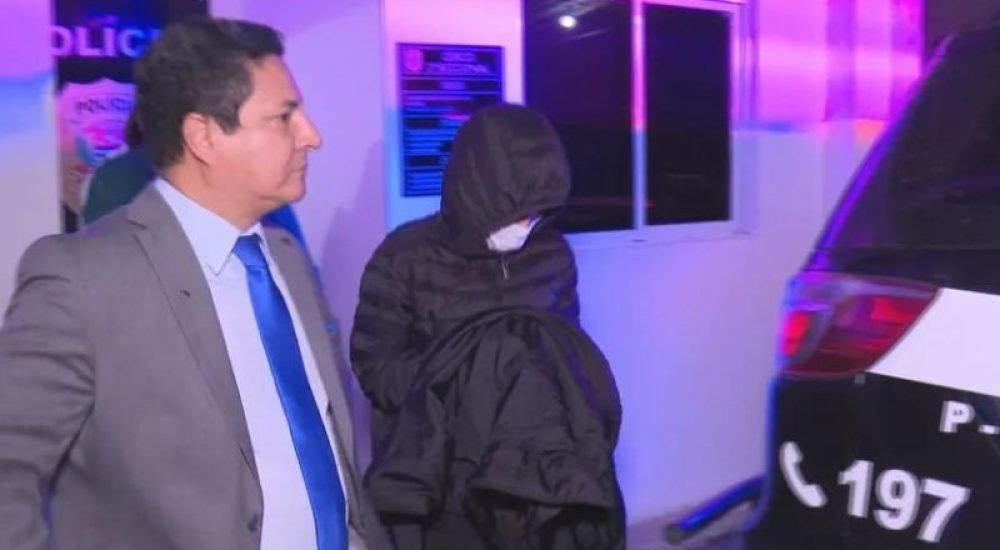 808ceeb42ae1532ab9bf31d259dd8d8c