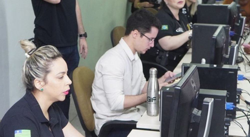 8c19ce3094b9e68e7b9bc458ce62fd45