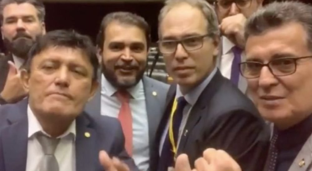 97d4c6a65edcd95f7fd9e97fca44eab4