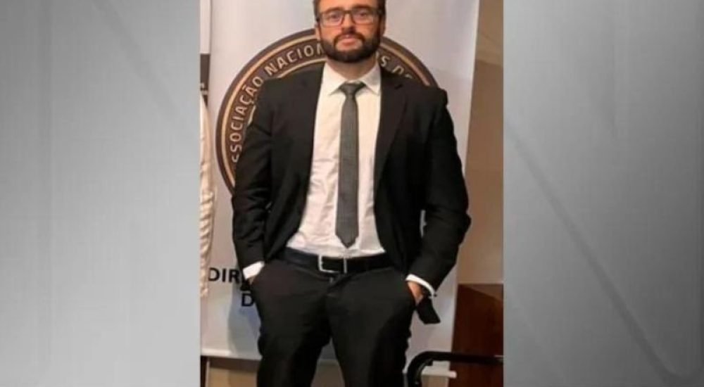 a8412648d60dca201be1ffa11ee377f4