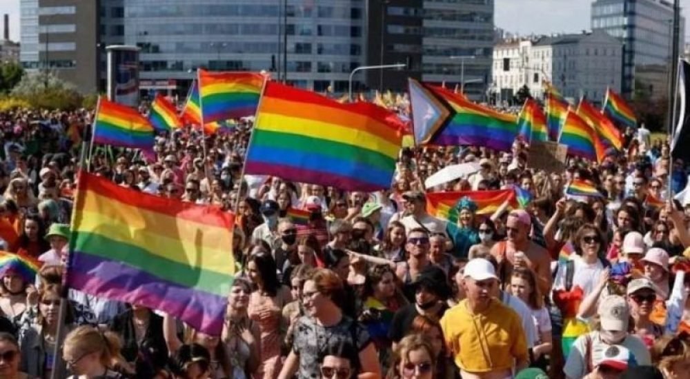 c48f56c275028ca98b38e6efefd749ab-1