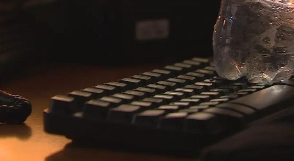 cacb067160574af9ebcd3a8115cefcb8