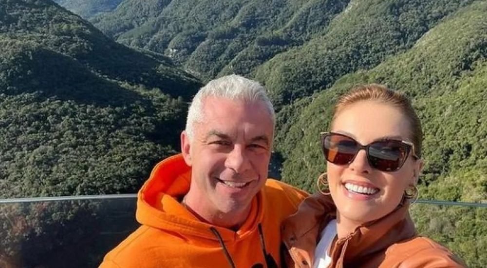 ee21f52dcc712e65de16abb807abe17f